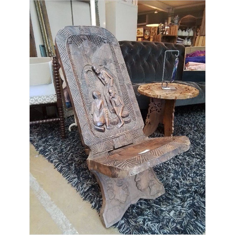 CHAISE A PALABRE