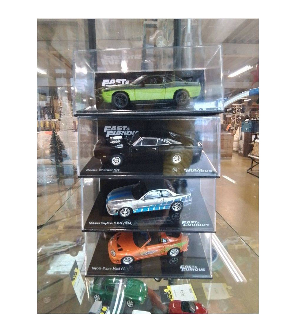 VOITURE 1:43