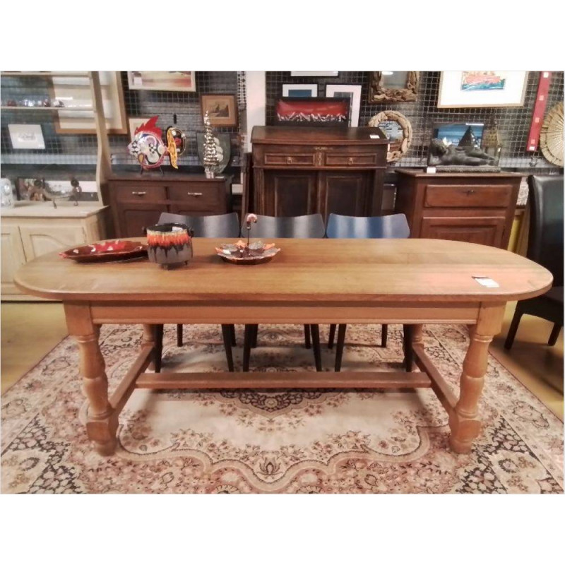 TABLE OVALE CHENE MASSIF 