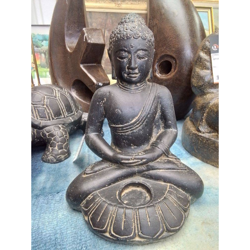 SEATED BUDDHA CANDLE 30