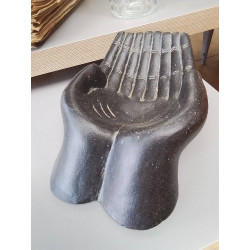 GIVING HAND 22 CM