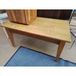 TABLE DE SALON