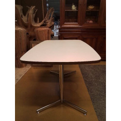 TABLE DE CUISINE VINTAGE