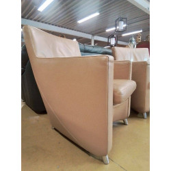 FAUTEUILS CUIR LA PAIRE ’’LEOLUX’’