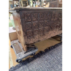 COFFRE 18 EIM A RESTAURER 