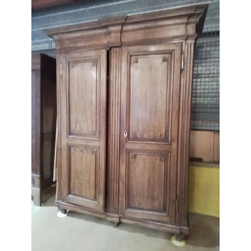 ARMOIRE CHENE MASSIF 