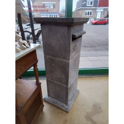 BOITE AU LETTRE EN PIERRE 