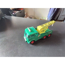 MINIATURE MATCHBOX CAMION 
