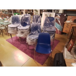 CHAISES EMPILABLE NEUF 