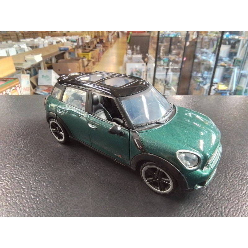 MINIATURE VOITURE 