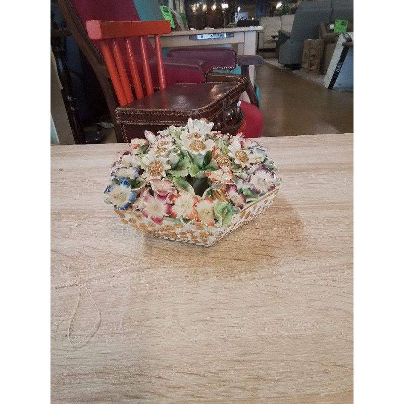 DECO FLEURIE EN METAL 