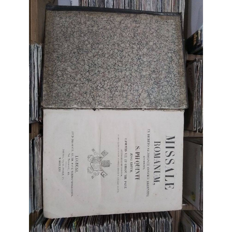 LIVRE ANCIEN EN L\'ETAT