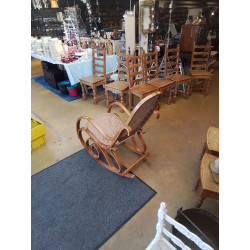 ROCKING CHAIR