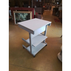 BUREAU INFORMATIQUE SUR ROULETTES 