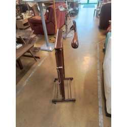 CHEVALET SUR ROULETTES 