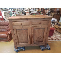 MEUBLE EN CHENE 2 PORTE+2 TIROIRE