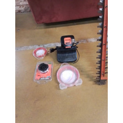 LOT DE 2 MACHINES BLACK ET DECKER 