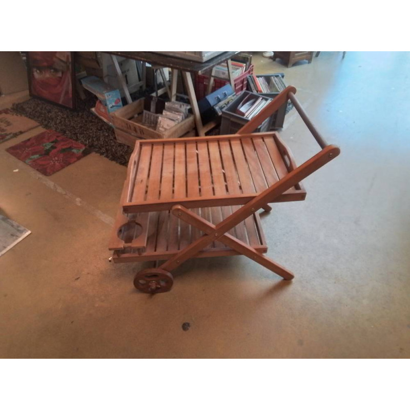 DESSERTE A ROULETTES 