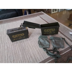 BOITE DE MUNITIONS MÉTALLIQUE 