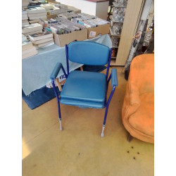 CHAISES PERCEE 