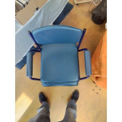 CHAISES PERCEE 