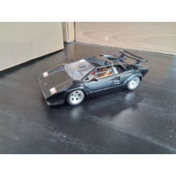 VOITURE