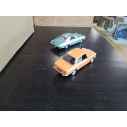 VOITURE