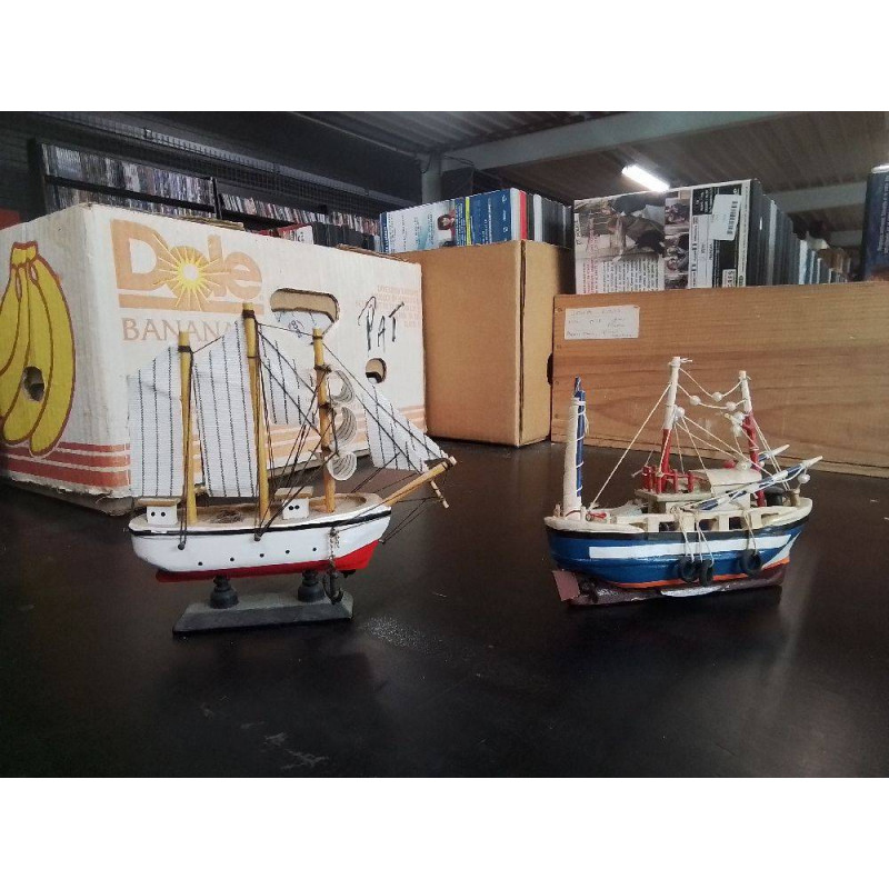 BATEAUX 