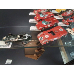 MINIATURE DINKY