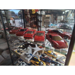 MINIATURE 1/18