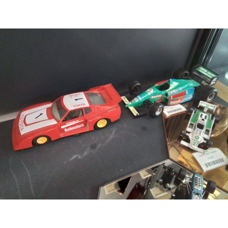 MINIATURE BURAGO