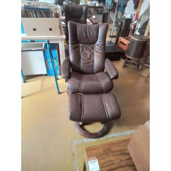 FAUTEUIL + POUF STRESSLESS